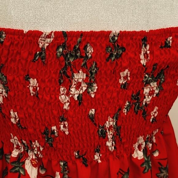 Red Floral Off the Shoulder Mini Dress Belled Sleeves Elastic Top  Size L - Picture 7 of 10